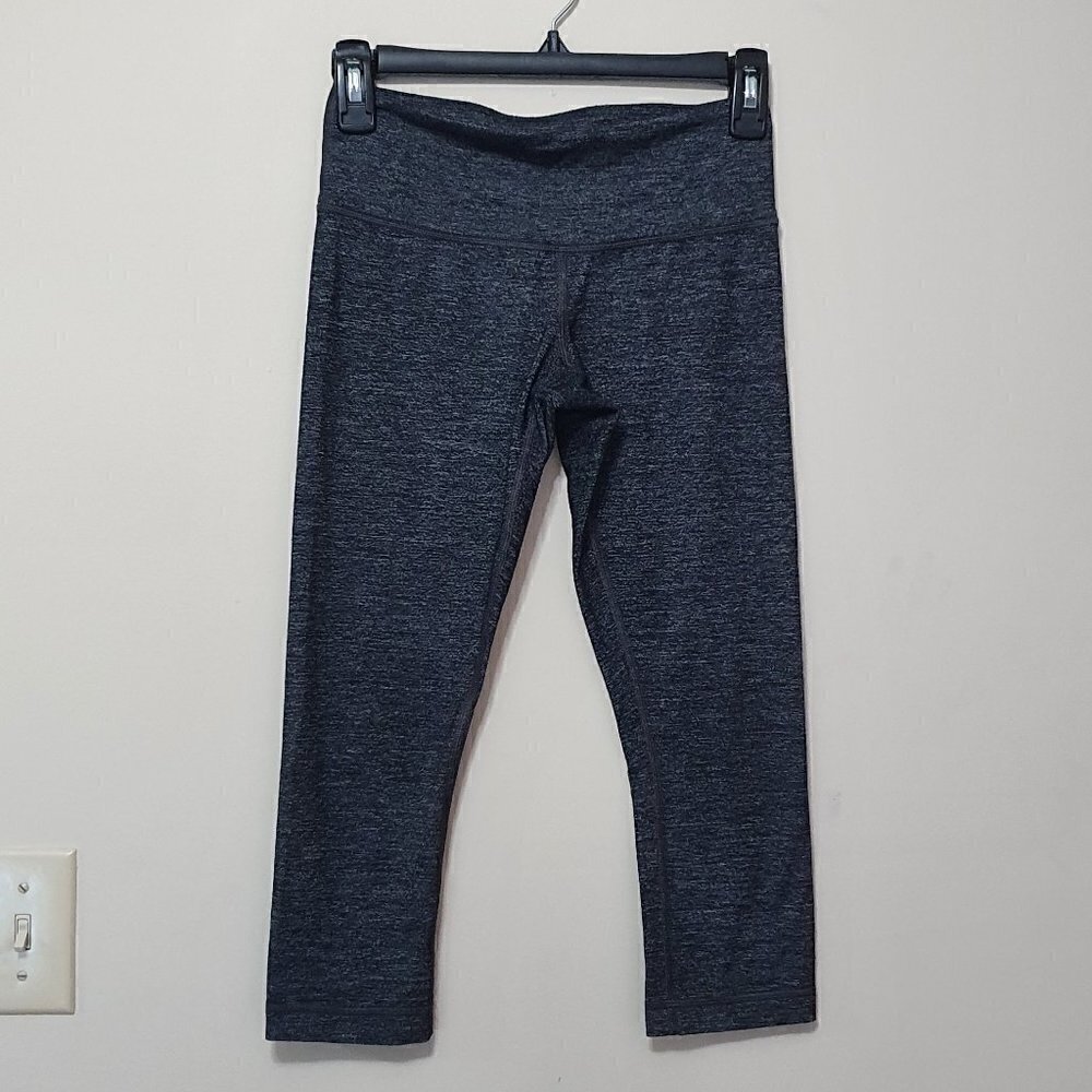 Lululemon Gunpowder Classic Cropped leggings